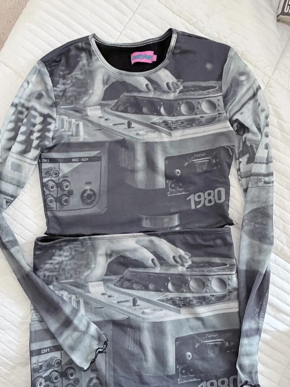 Edikted DJ Turntable Mesh 2-Piece Set Crop Top and Mini Skirt Gray Size S